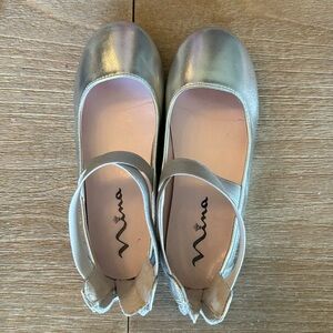 Nina girls shoes 11M